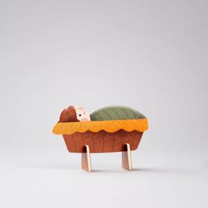 Caritas Shop Schenken mit Sinn: Krippe mit Sinn Krippenfigur Jesuskind Babypaket